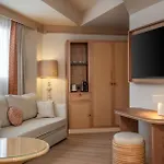 Le Soleia By Inwood 4*