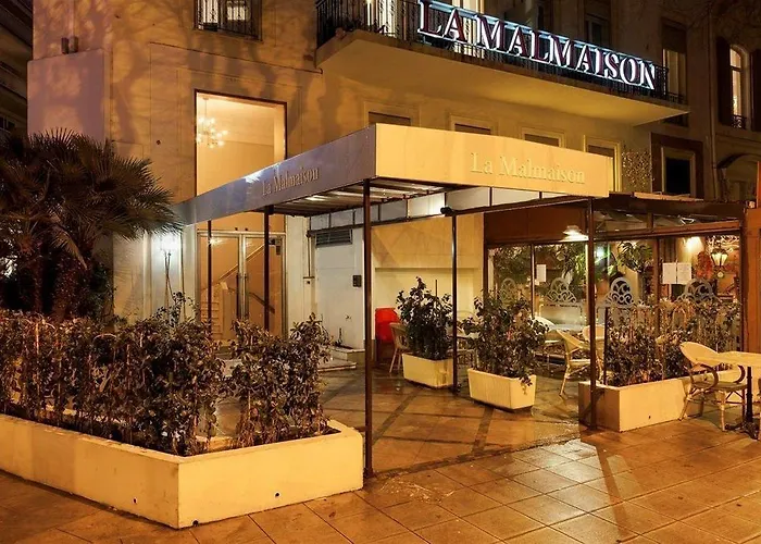 Le Soleia By Inwood 4*