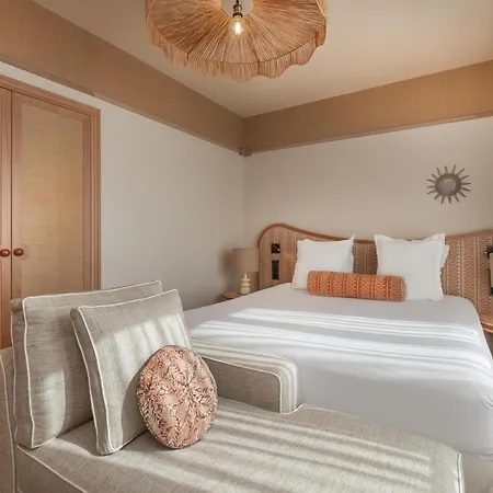 ホテル La Malmaison Boutique 4*