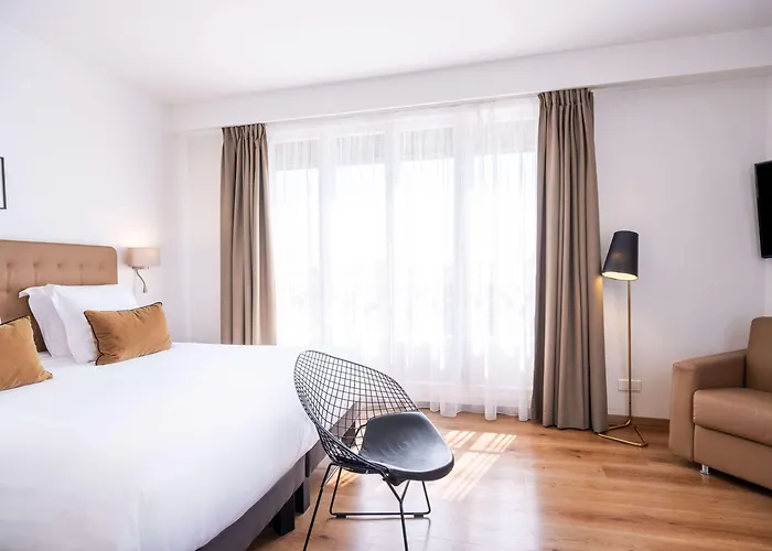 Le Soleia By Inwood Hotel