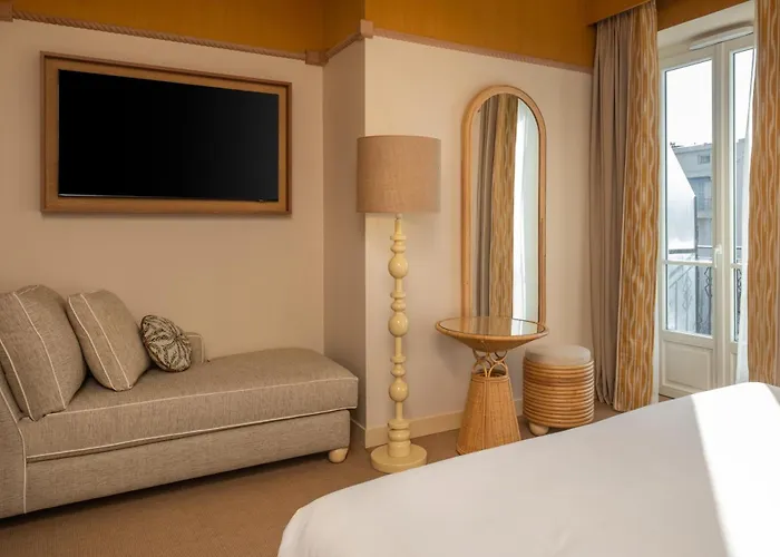 Le Soleia By Inwood Hotel 4*